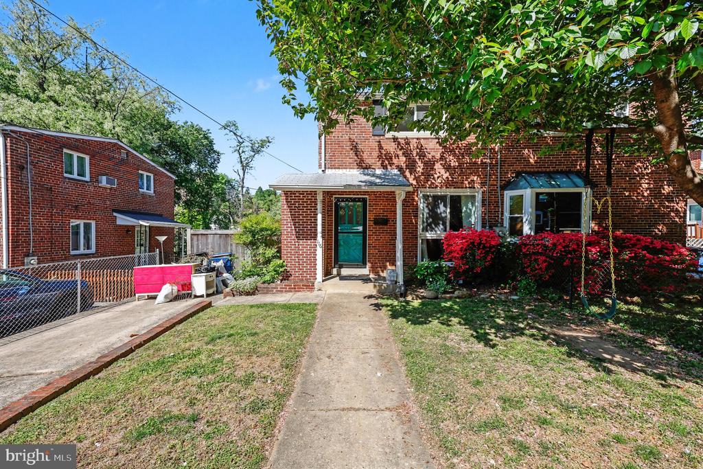 116 E TAYLOR RUN PARKWAY