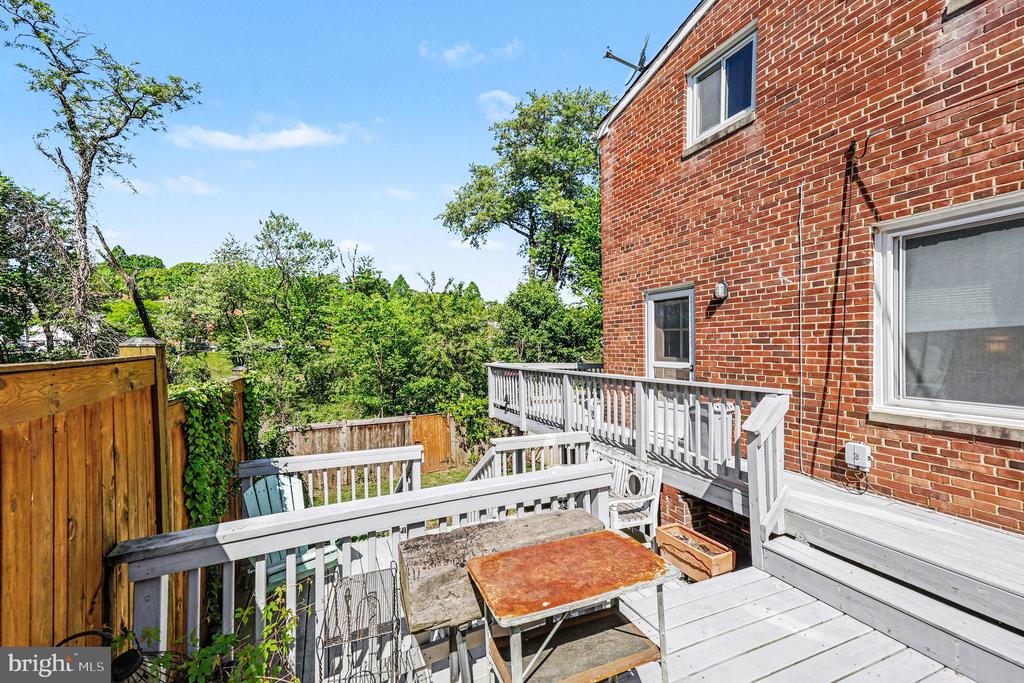 116 E TAYLOR RUN PARKWAY