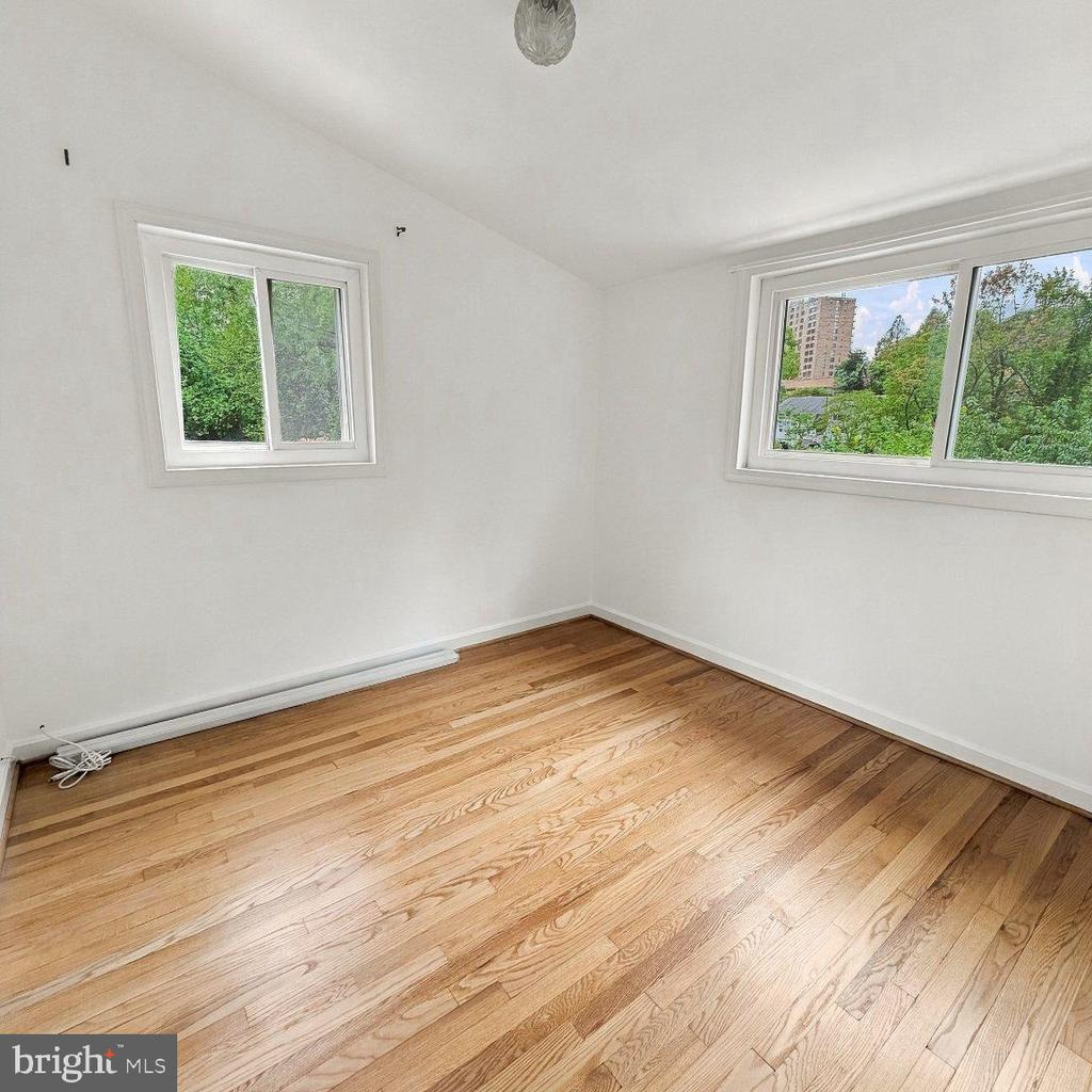 116 E TAYLOR RUN PARKWAY