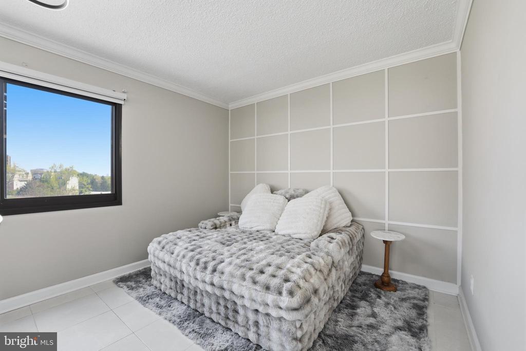 6101 EDSALL ROAD 1402
