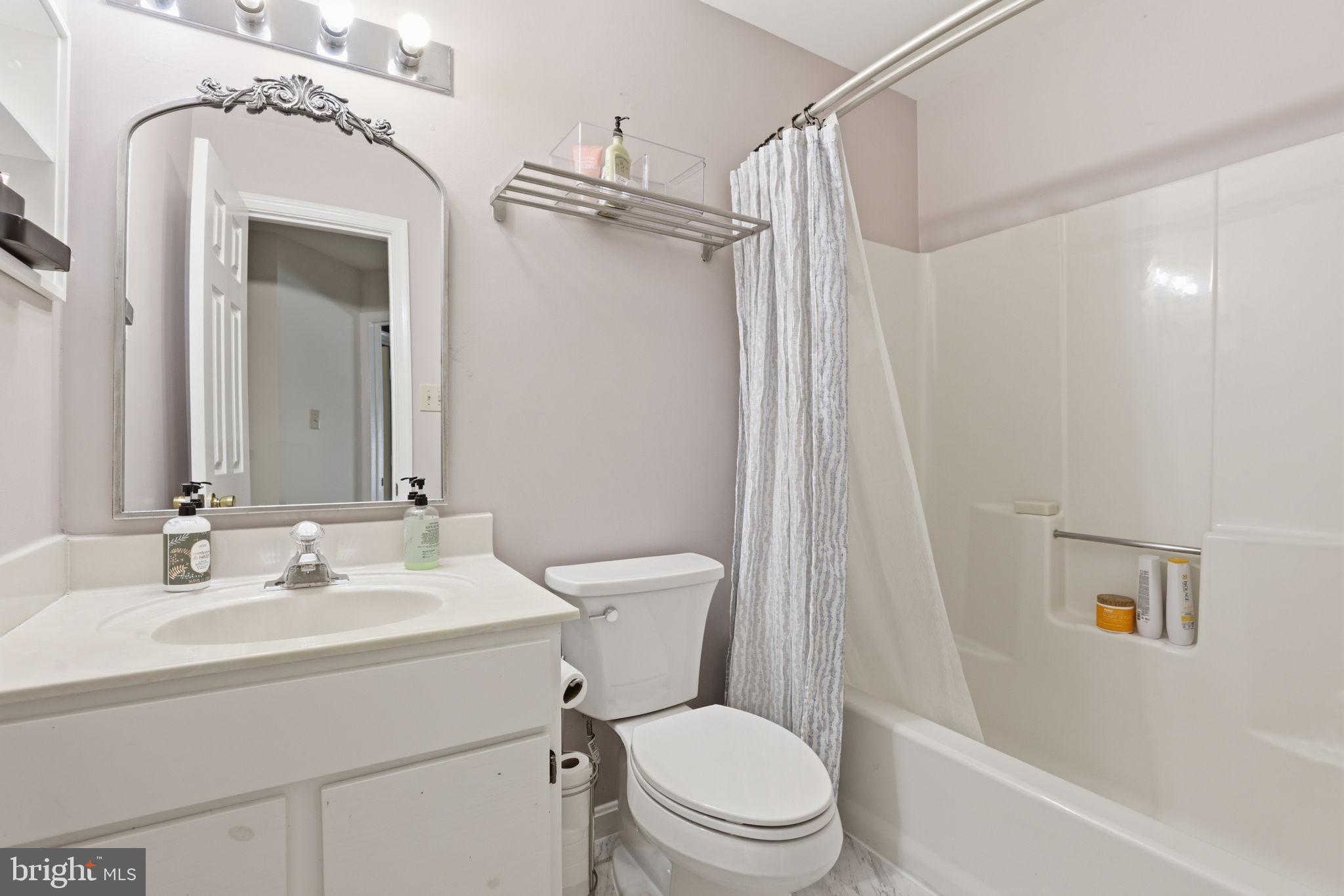 277 S PICKETT STREET 302