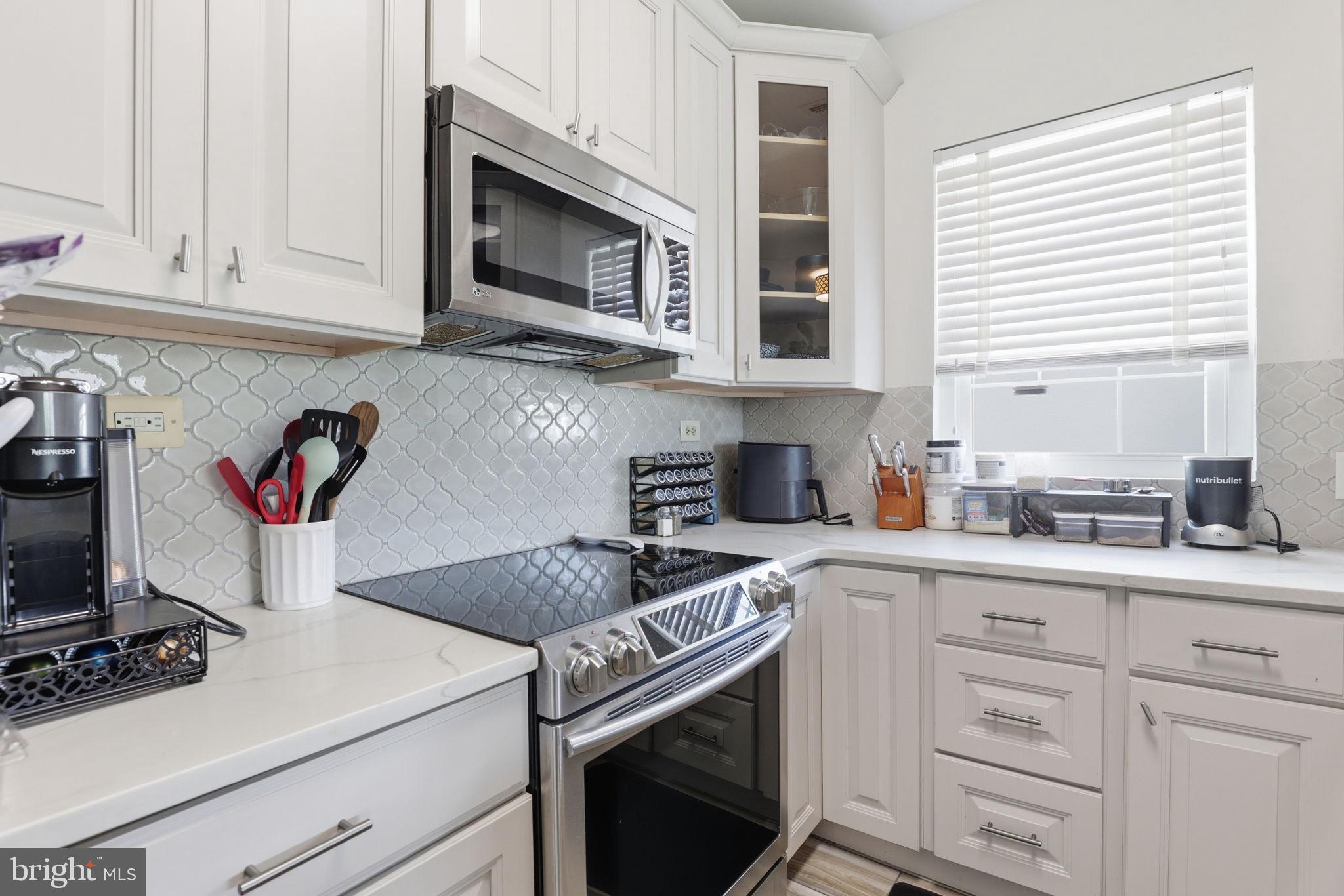 277 S PICKETT STREET 302