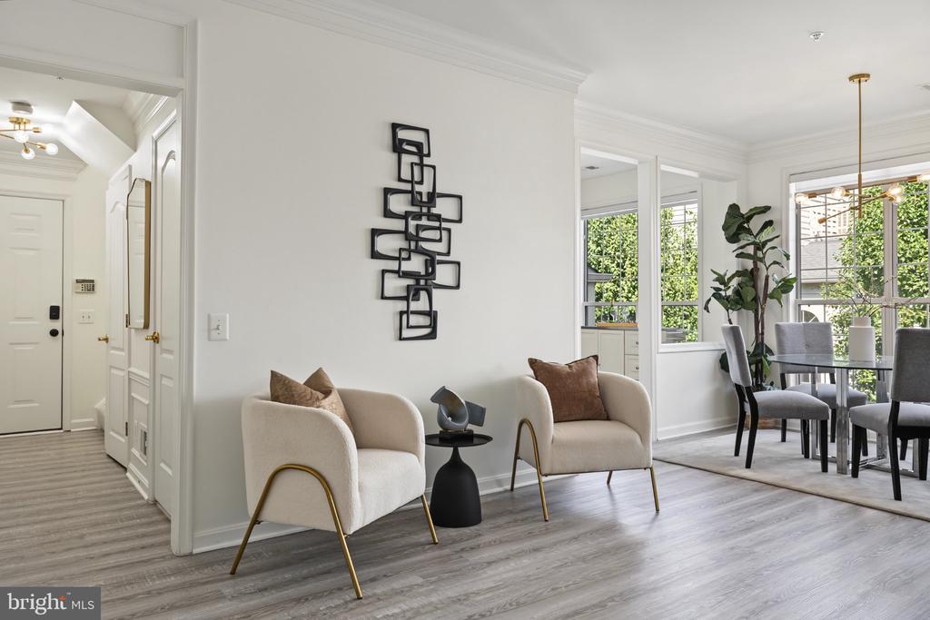 1725 KINGSGATE COURT Unit: 304