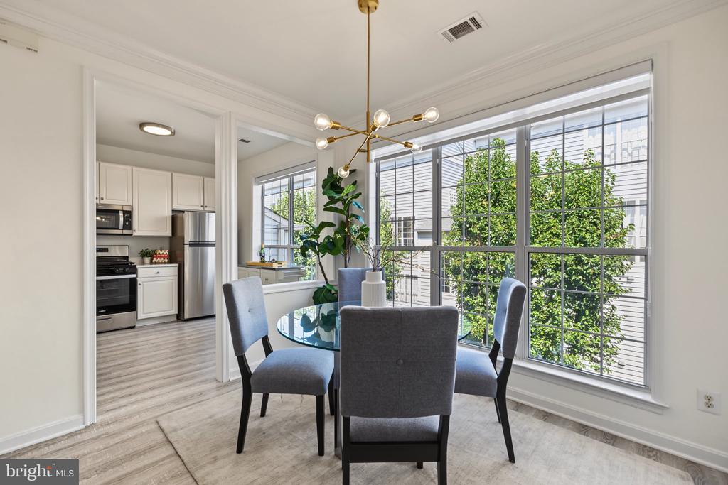 1725 KINGSGATE COURT Unit: 304