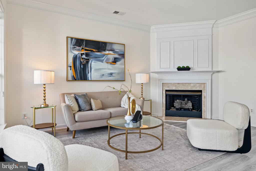 1725 KINGSGATE COURT Unit: 304