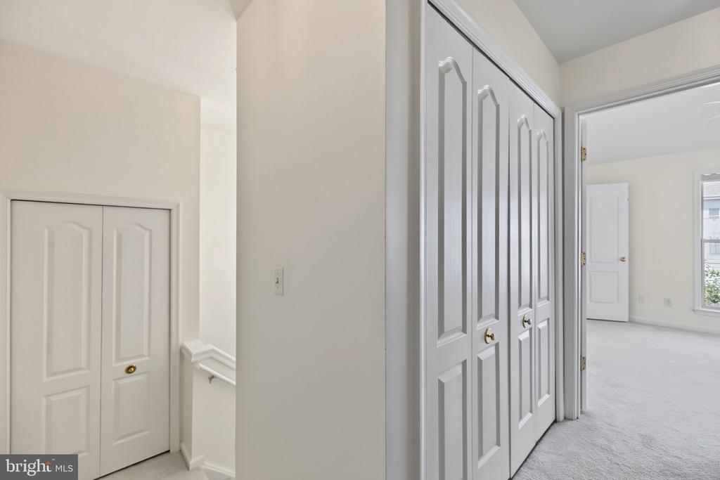 1725 KINGSGATE COURT Unit: 304