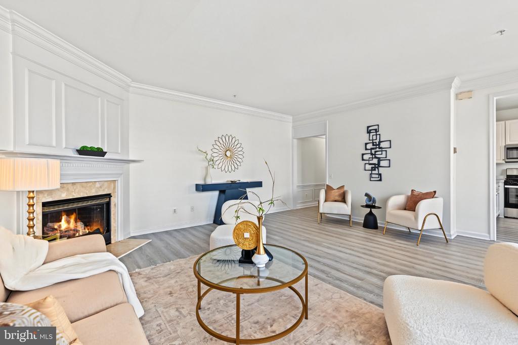 1725 KINGSGATE COURT Unit: 304