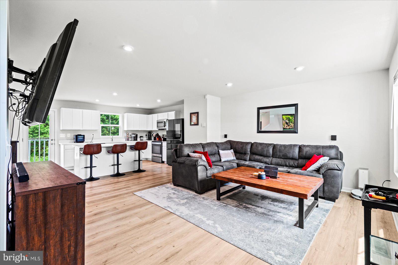 2633 HIGH POINT DRIVE