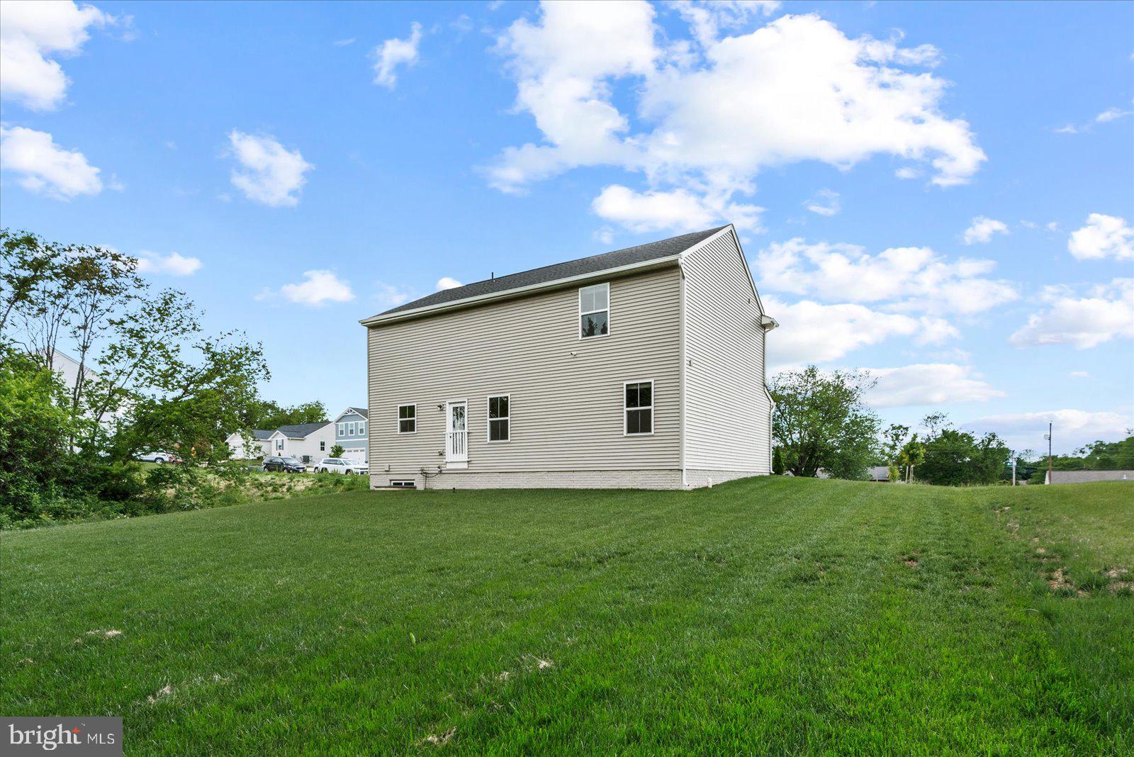 2633 HIGH POINT DRIVE
