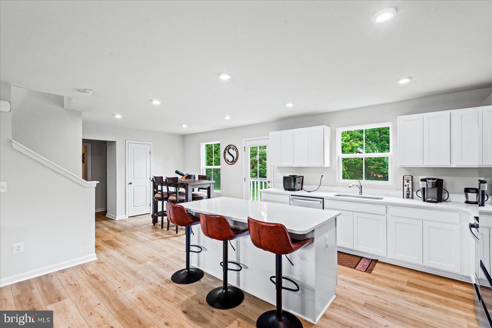 2633 HIGH POINT DRIVE