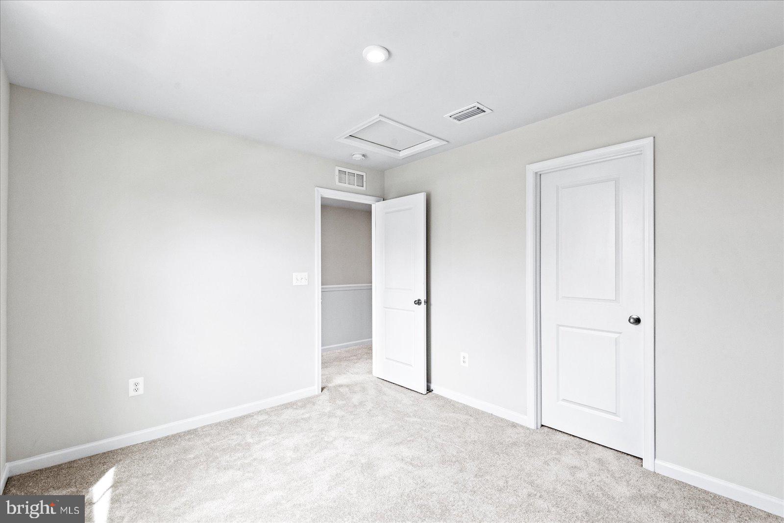 2633 HIGH POINT DRIVE