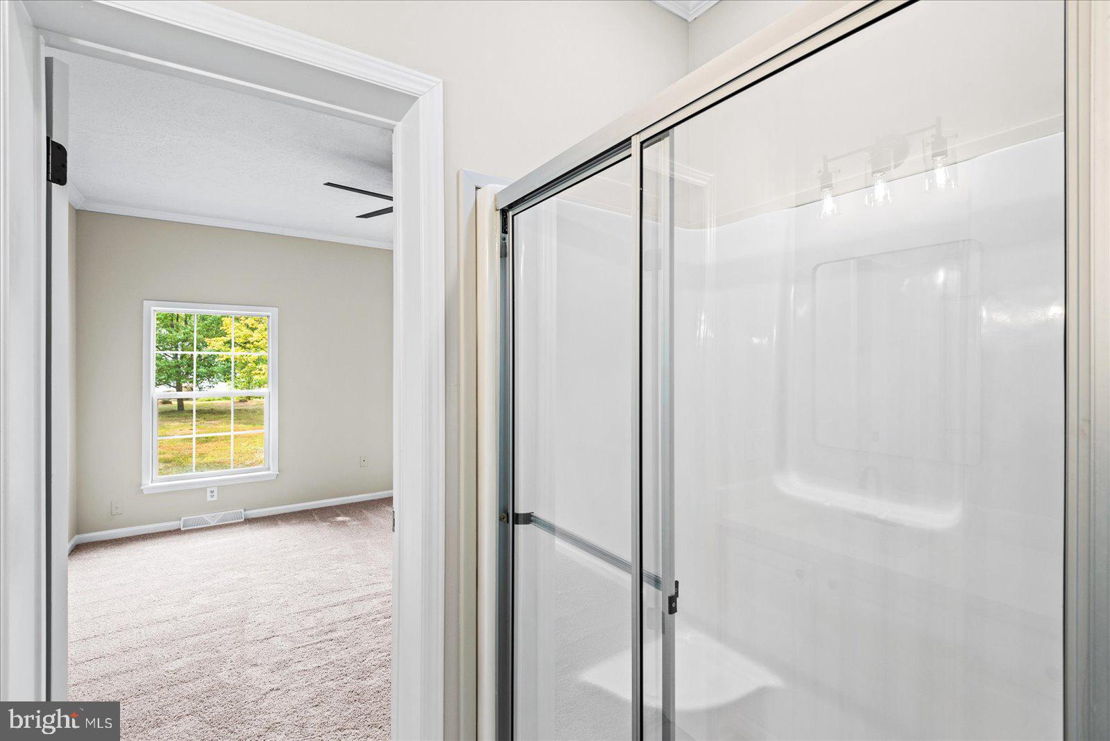 17515 LAKEMONT DRIVE