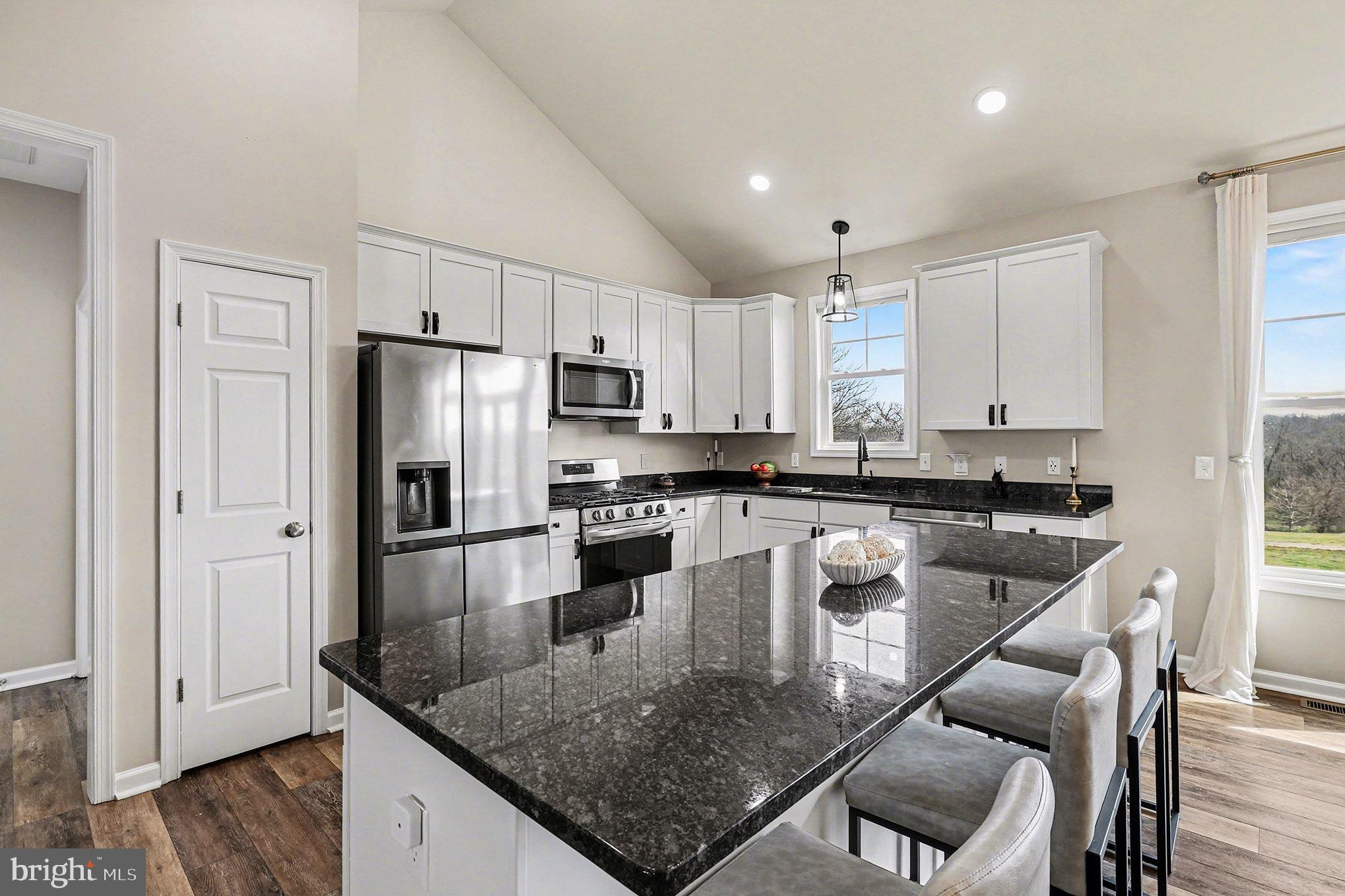 11347 ALVIN LANE