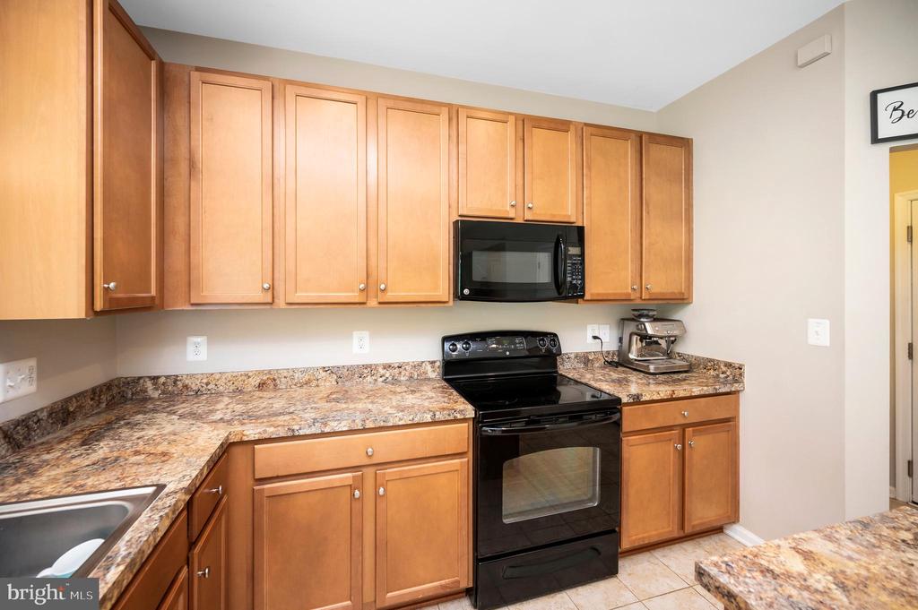 12037 LIVE OAK DRIVE