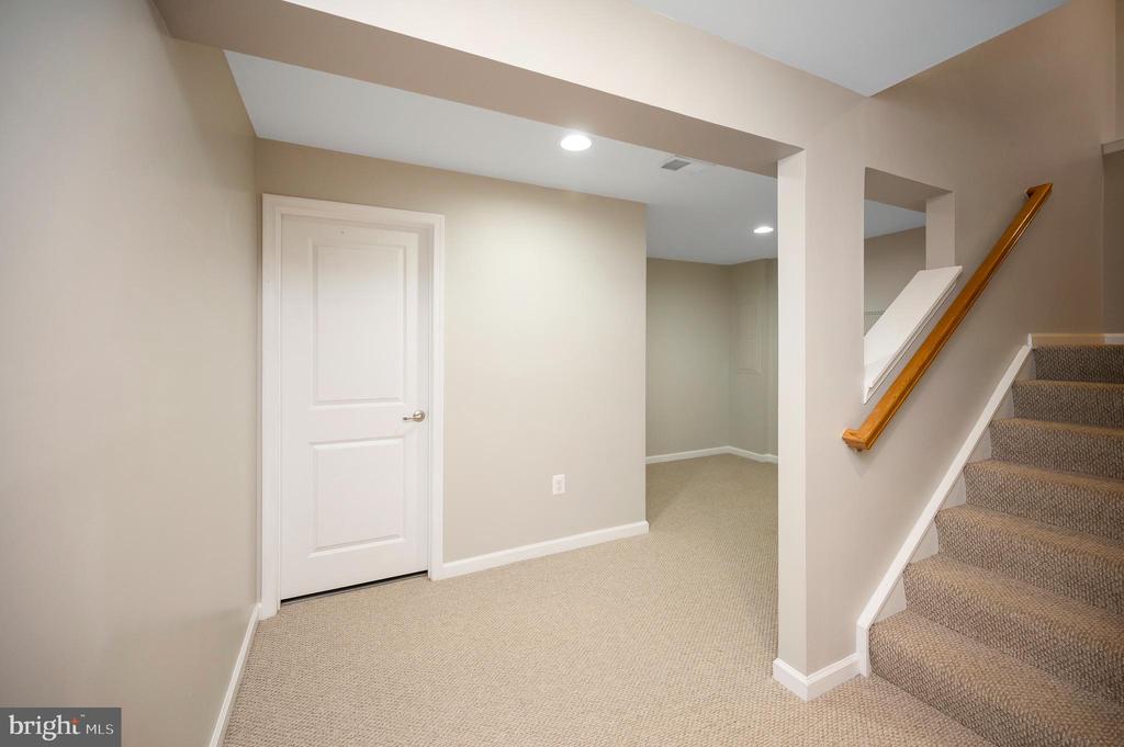 12037 LIVE OAK DRIVE