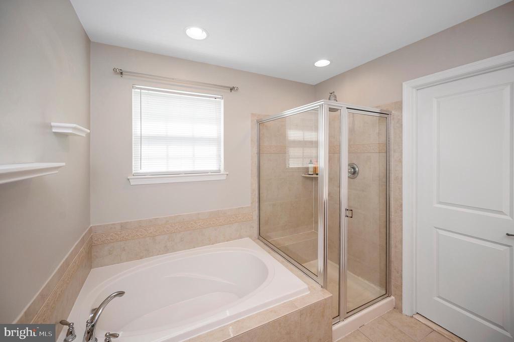 12037 LIVE OAK DRIVE