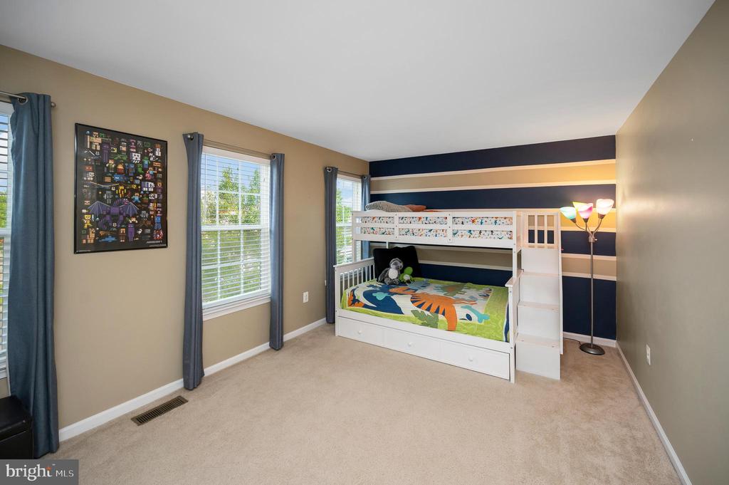 12037 LIVE OAK DRIVE