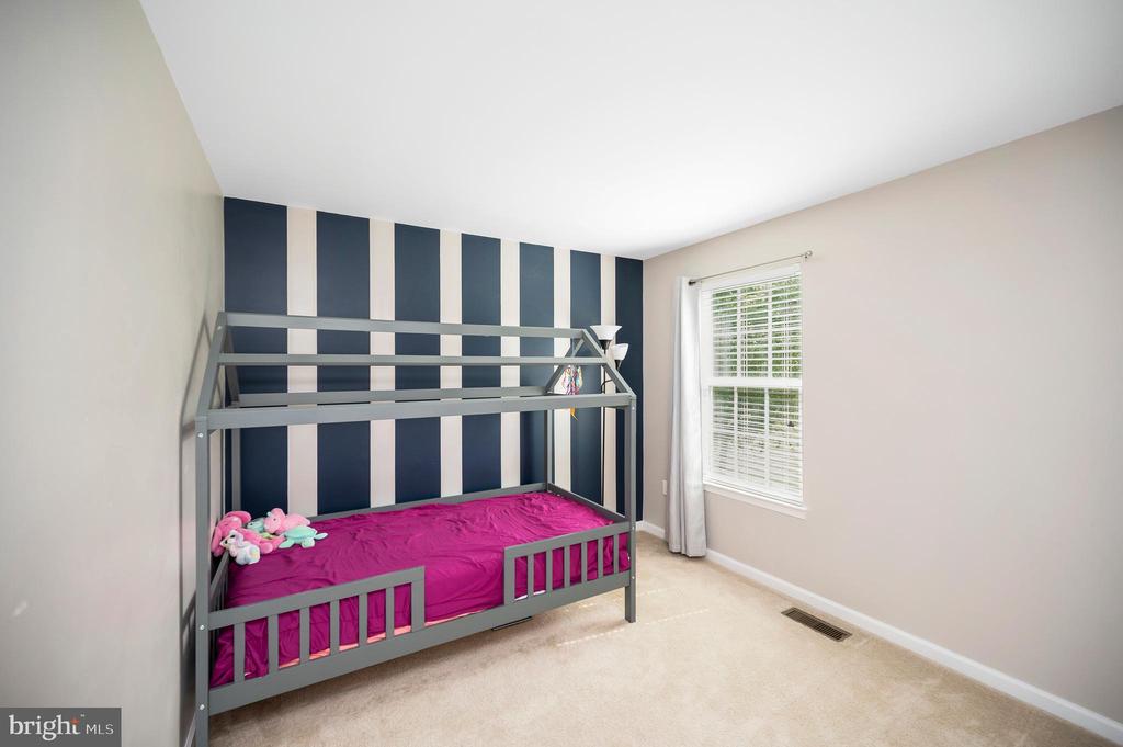 12037 LIVE OAK DRIVE