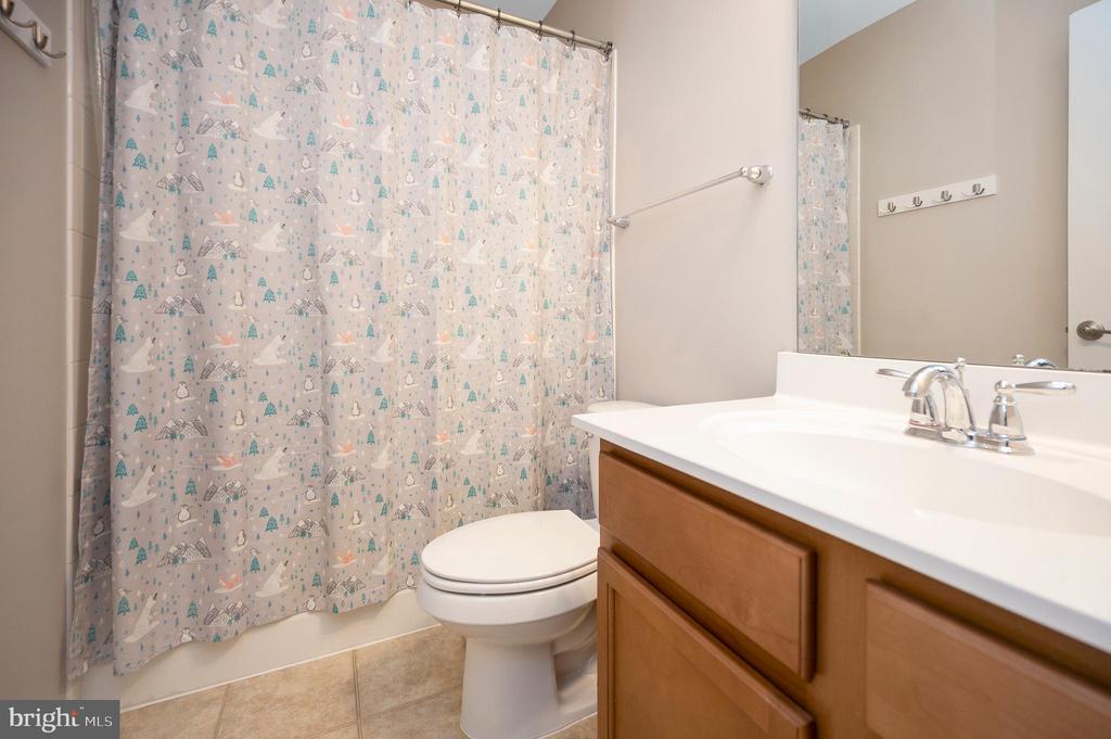 12037 LIVE OAK DRIVE