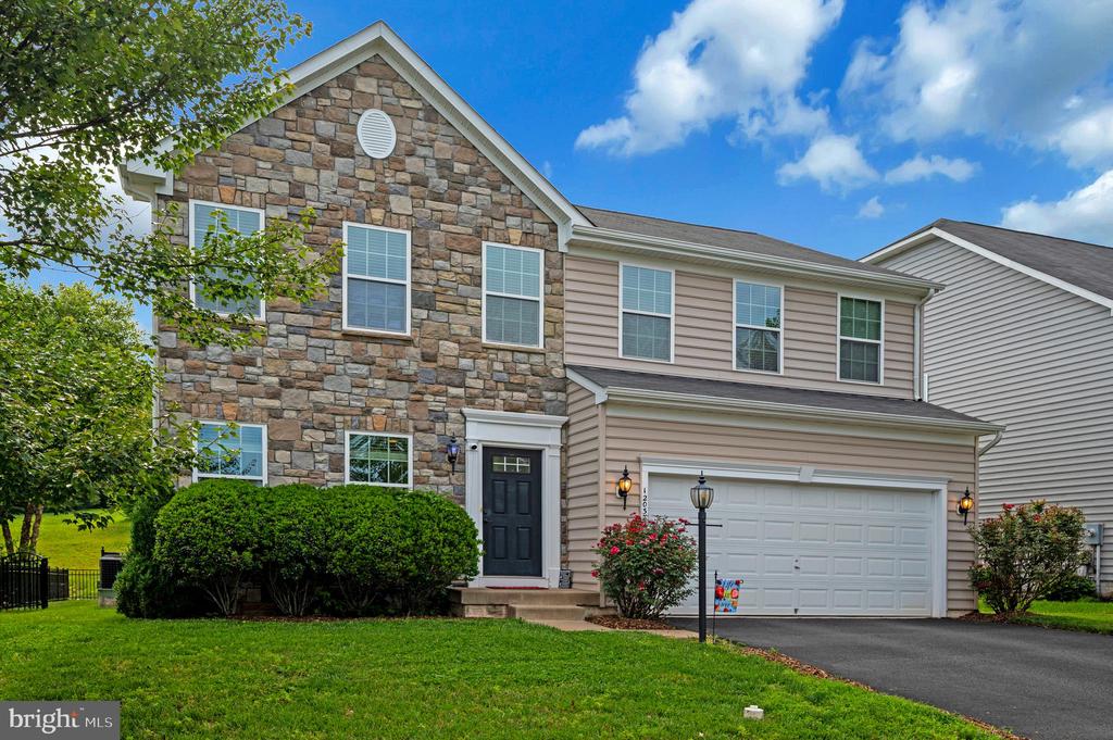 12037 LIVE OAK DRIVE