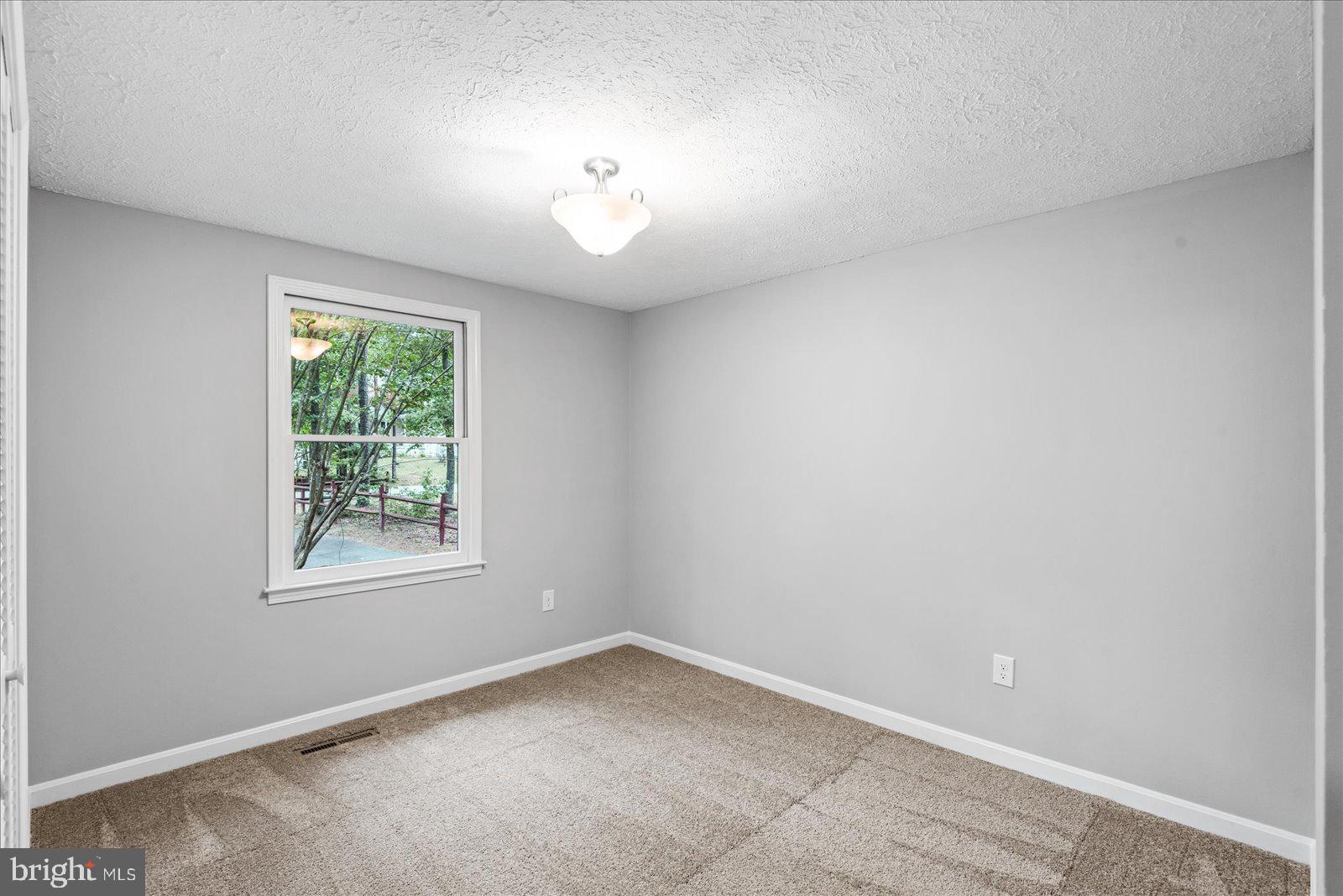 681 WELSH DRIVE