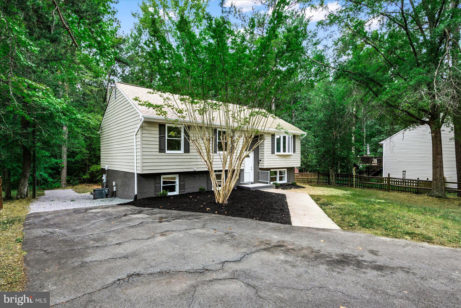 681 WELSH DRIVE
