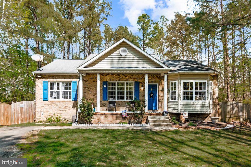 77 GREENWAY CV