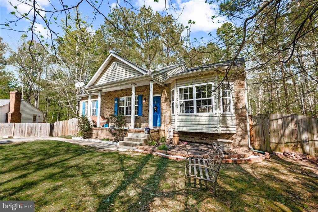 77 GREENWAY CV