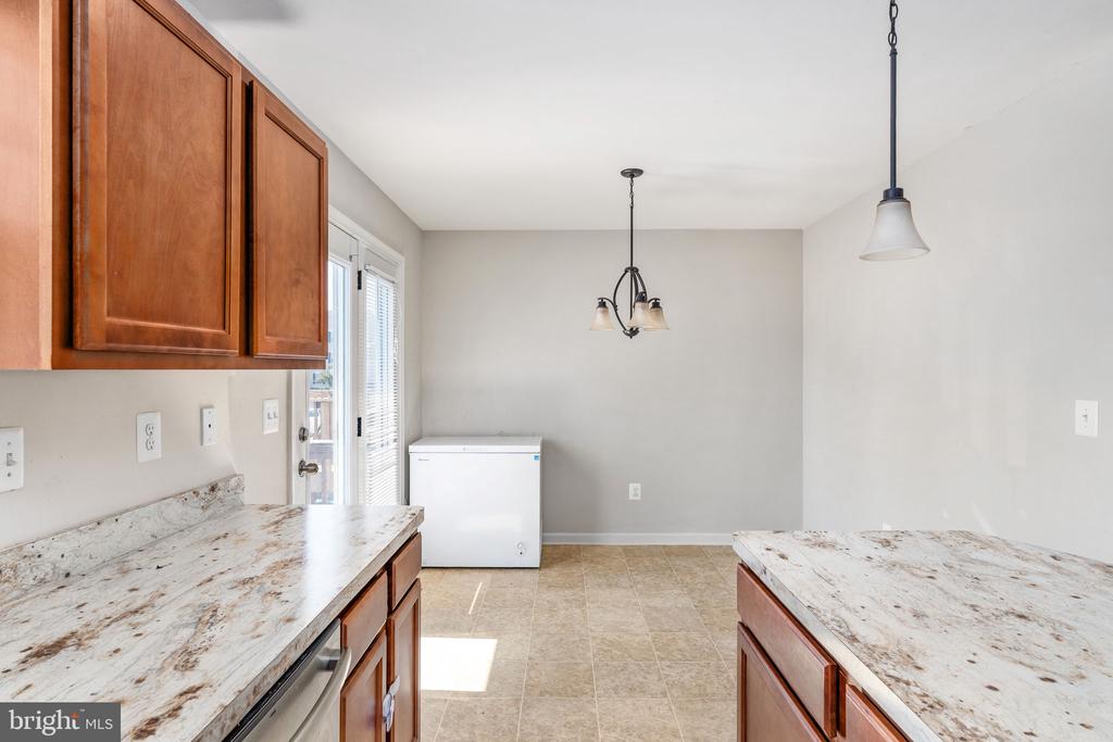 7306 STATESMAN BOULEVARD