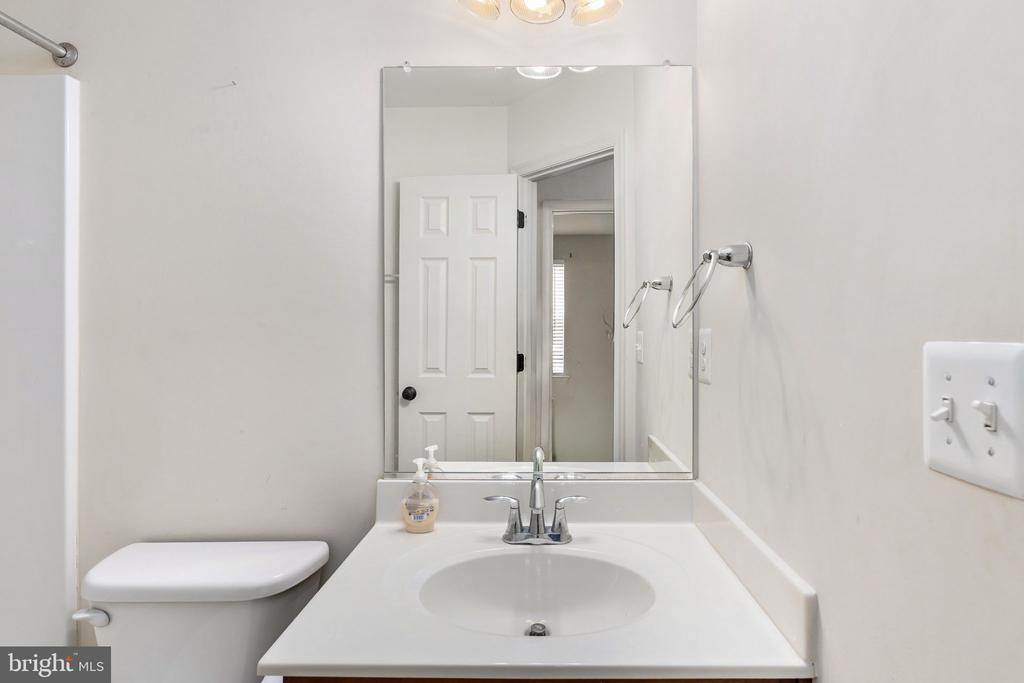 7306 STATESMAN BOULEVARD