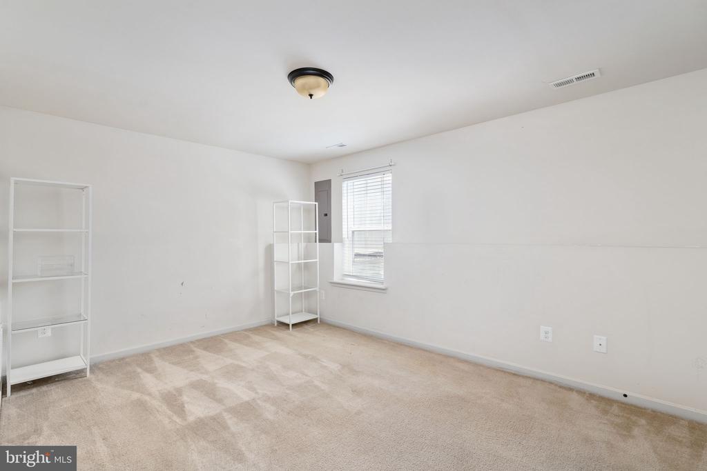7306 STATESMAN BOULEVARD