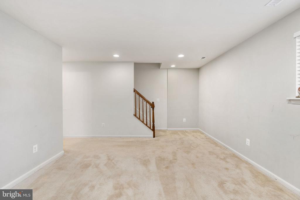 7306 STATESMAN BOULEVARD