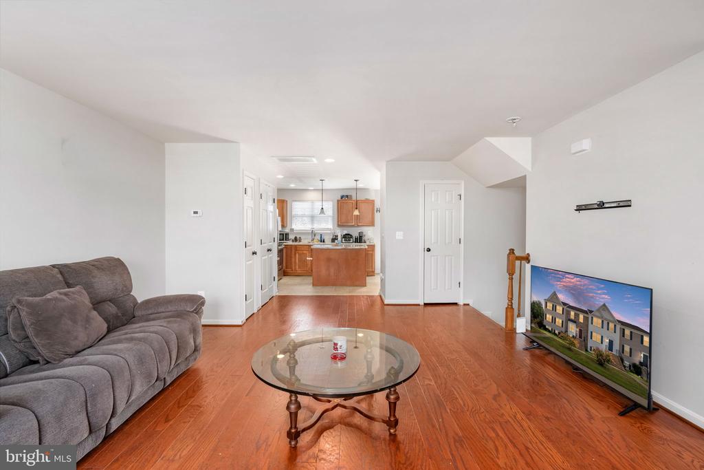 7306 STATESMAN BOULEVARD