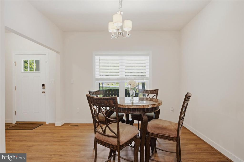222 SEA CLIFF DRIVE