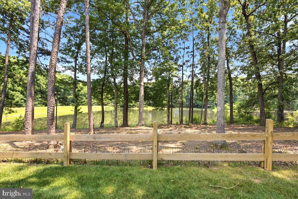 222 SEA CLIFF DRIVE