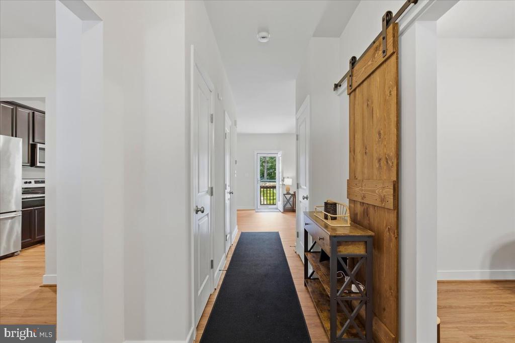 222 SEA CLIFF DRIVE