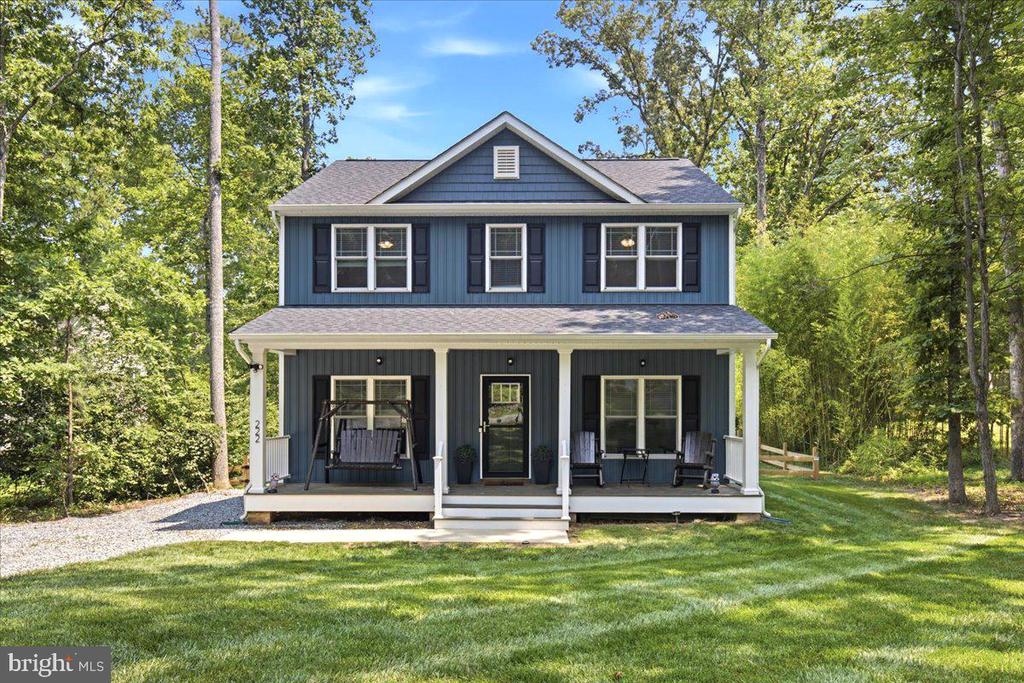 222 SEA CLIFF DRIVE