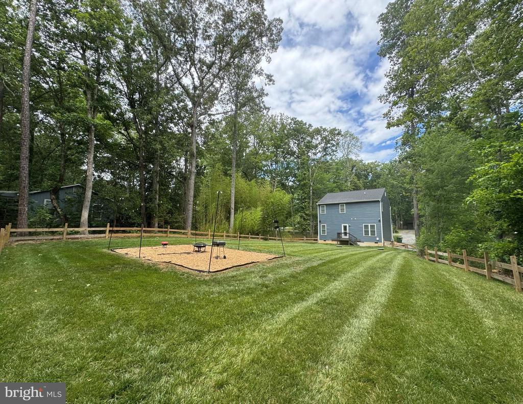 222 SEA CLIFF DRIVE