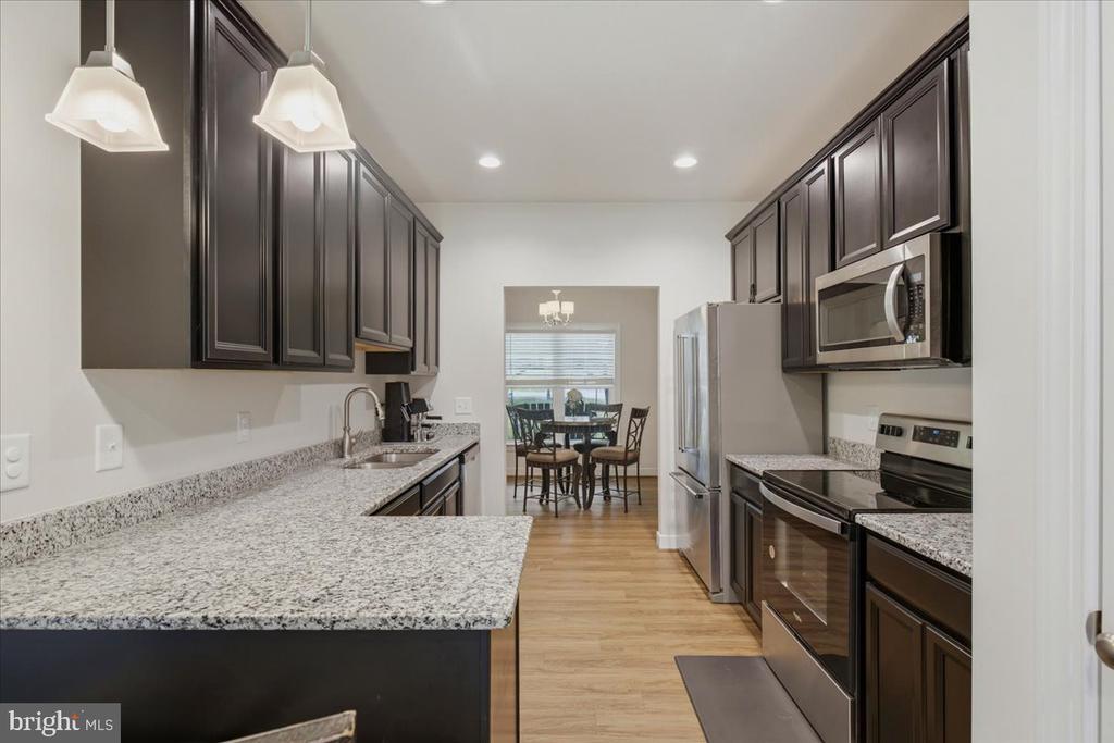 222 SEA CLIFF DRIVE
