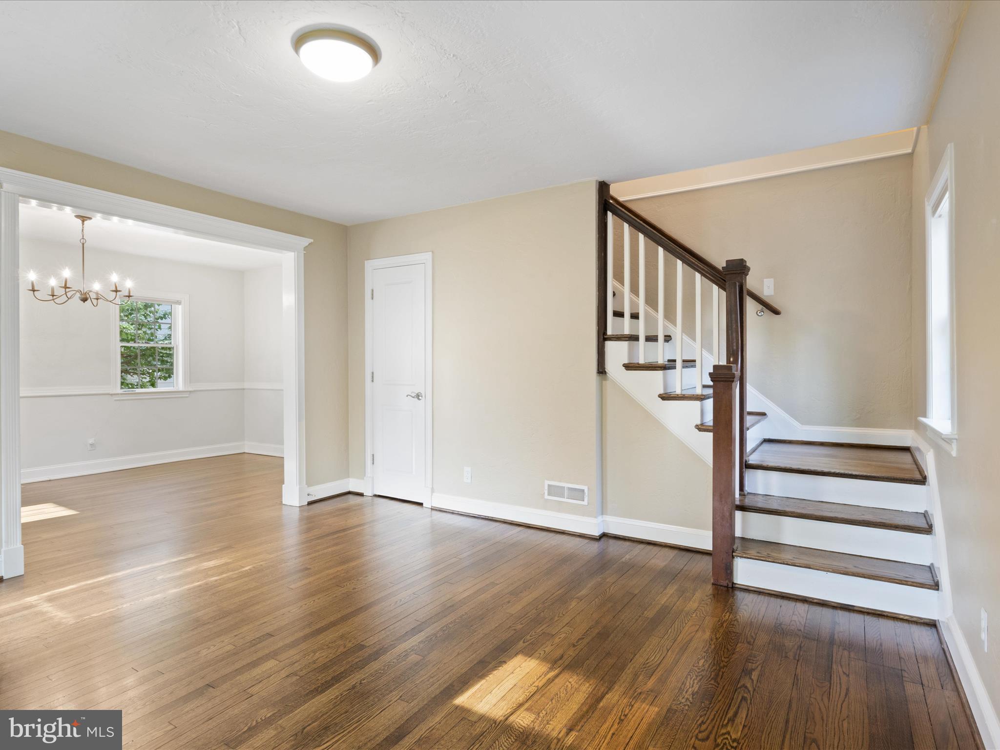 106 W MARSHALL STREET