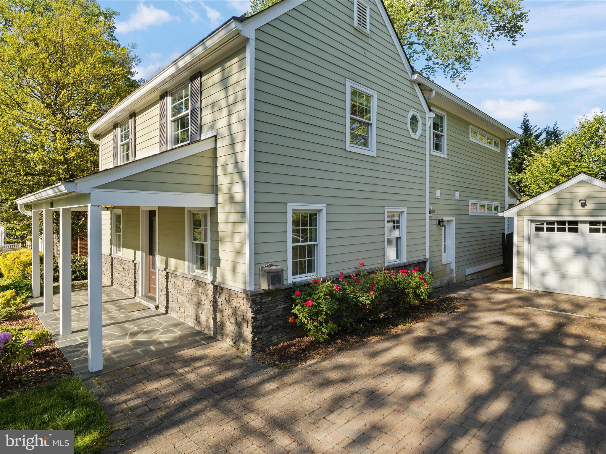 106 W MARSHALL STREET