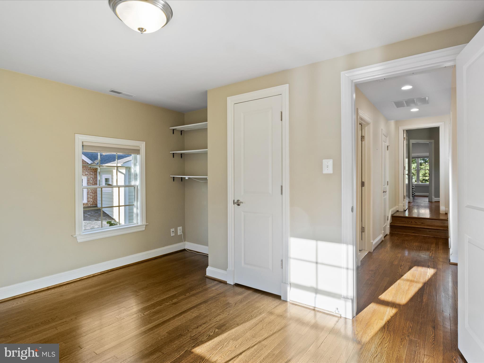 106 W MARSHALL STREET