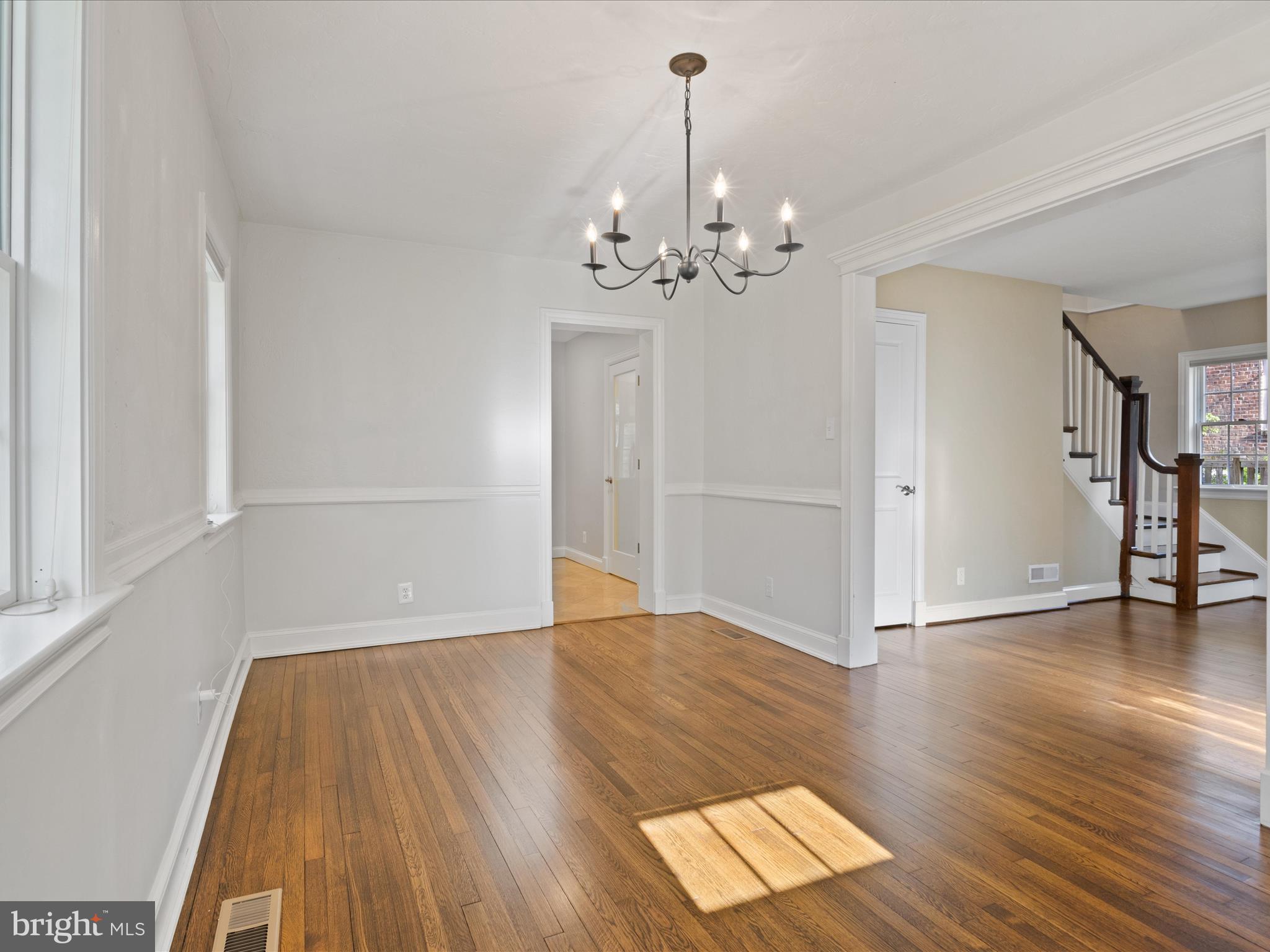 106 W MARSHALL STREET