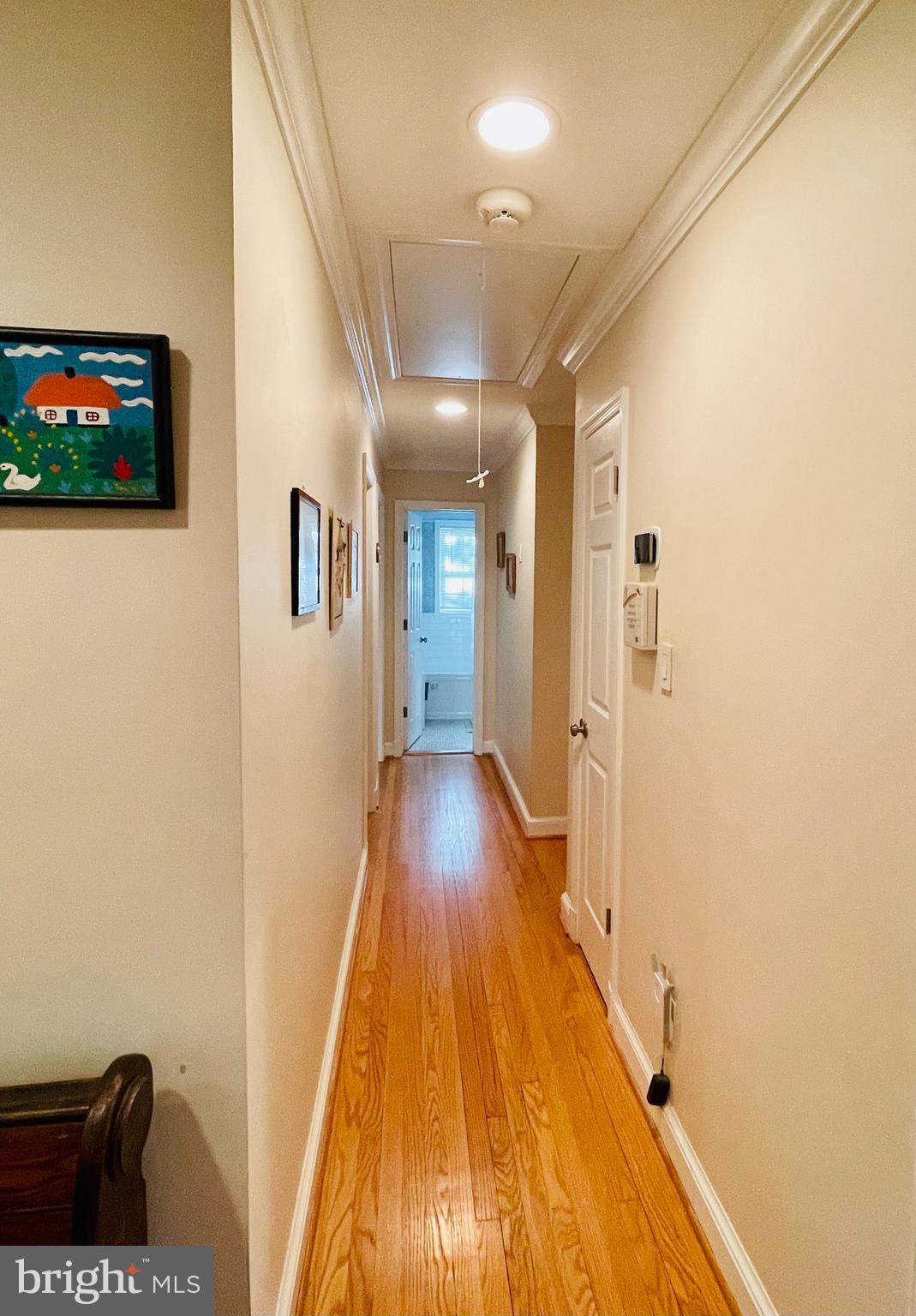 300 W COLUMBIA STREET