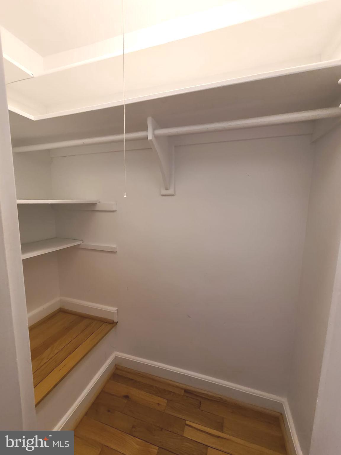 220 S VIRGINIA AVENUE