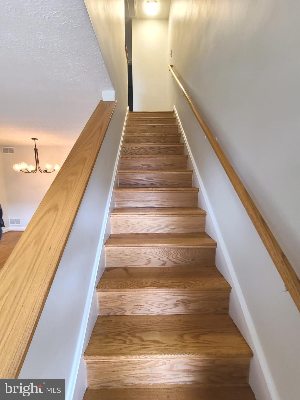 220 S VIRGINIA AVENUE