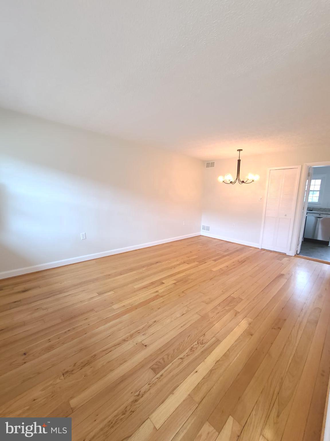 220 S VIRGINIA AVENUE