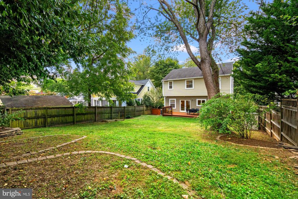 202 W GEORGE MASON ROAD