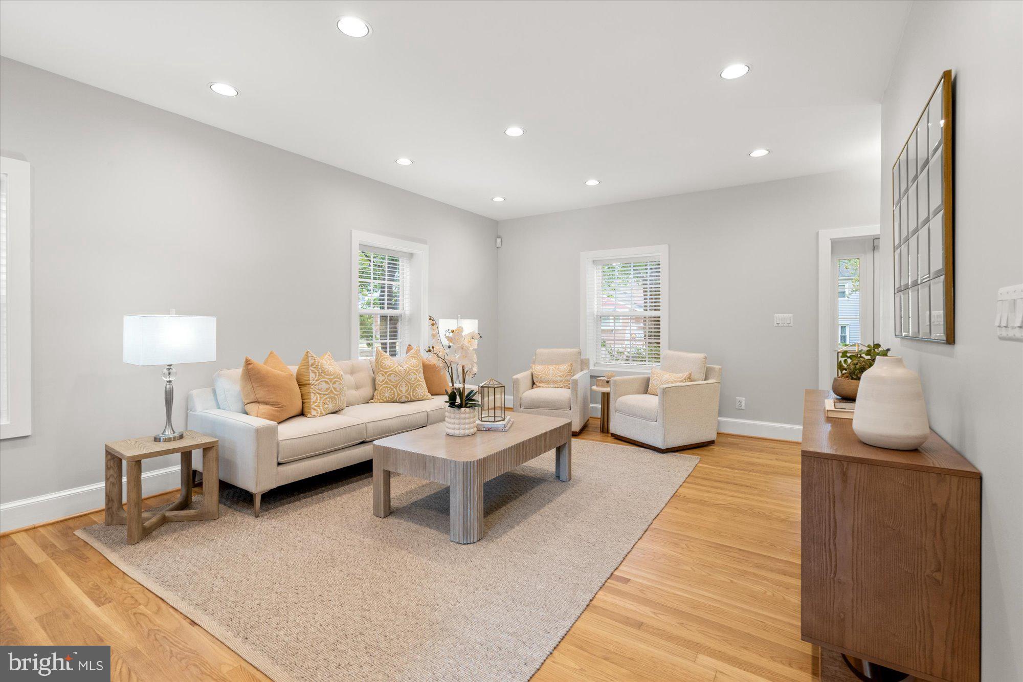 202 W GEORGE MASON ROAD