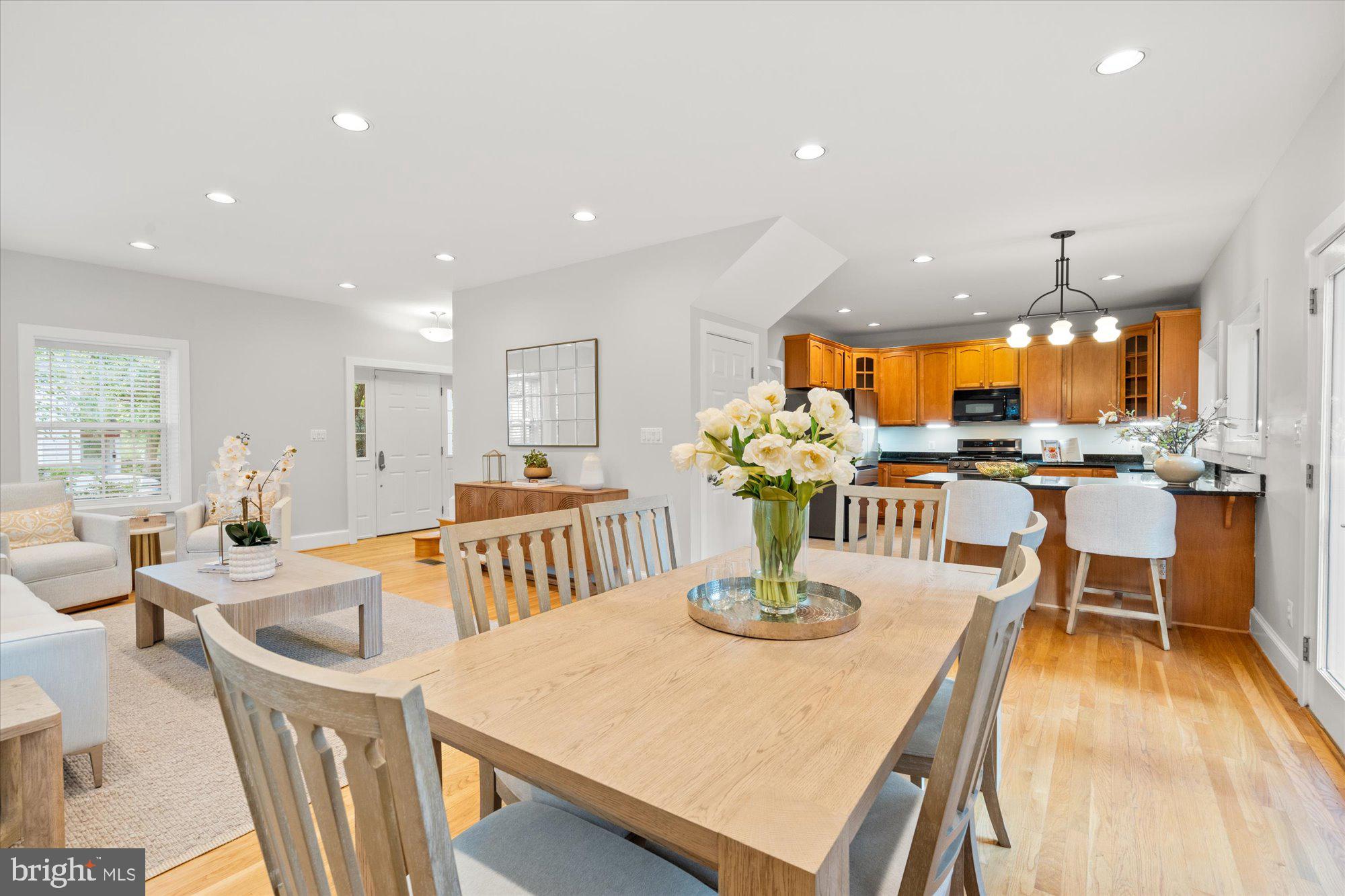 202 W GEORGE MASON ROAD